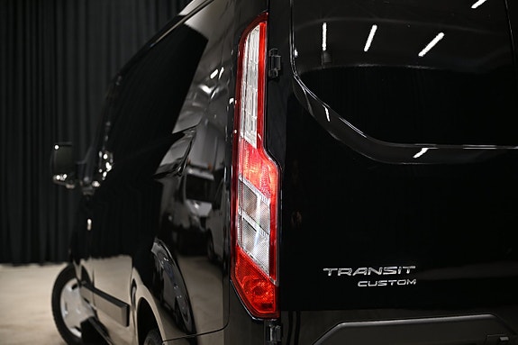Ford Transit Custom 14 of 30