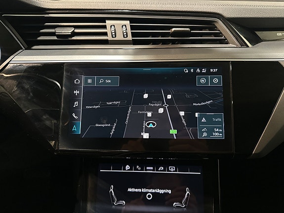 Audi e-tron Sportback 15 of 23