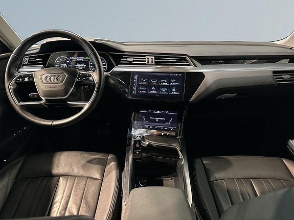 Audi e-tron Sportback 8 of 23