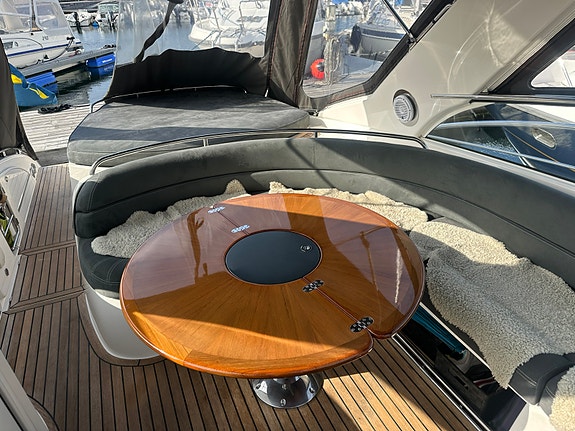 Mycket välvårdad och välutrustad Windy 42 Grand Bora 2009 - HÖSTPRIS 17 of 30