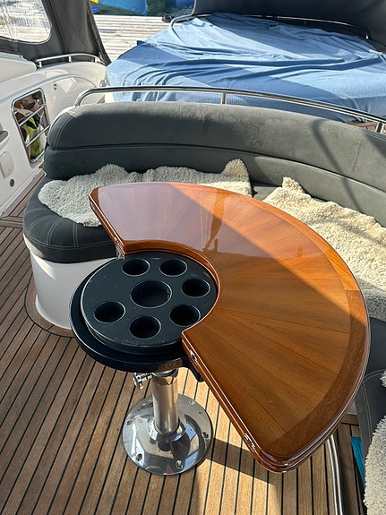 Mycket välvårdad och välutrustad Windy 42 Grand Bora 2009 - HÖSTPRIS 15 of 30