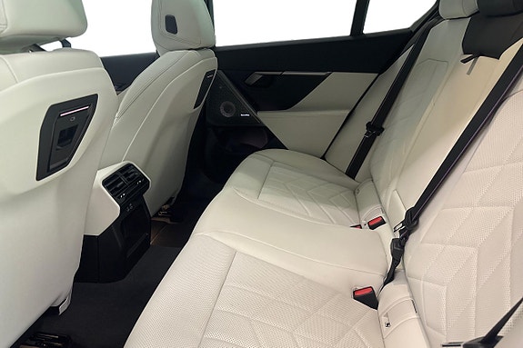 BMW 550e 11 of 20