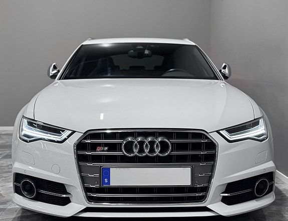 Audi S6 4 of 5