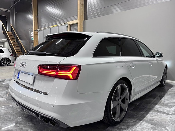Audi S6 8 of 27