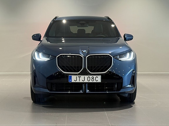 BMW X3 2 of 5