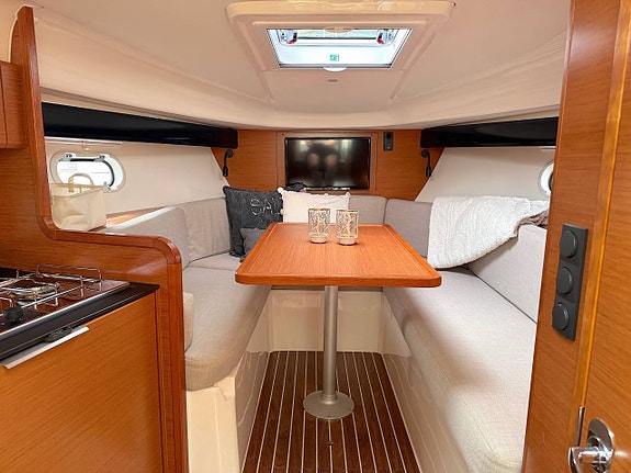 Bavaria 30 S30 Open 2016 Volvo Penta D4-260/DPH 10 of 12