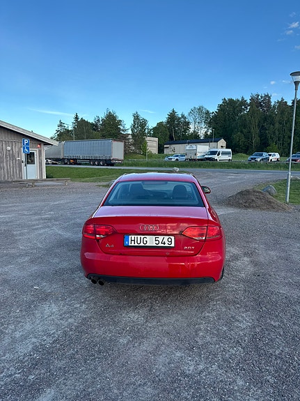 Audi A4 4 of 5