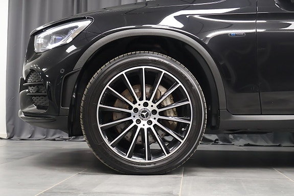 Mercedes-Benz GLC300 e 5 of 5