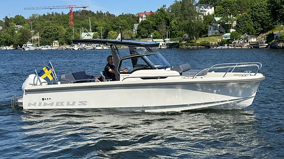 Nimbus T8 - 2022 - Mercury Verado V8-300hk