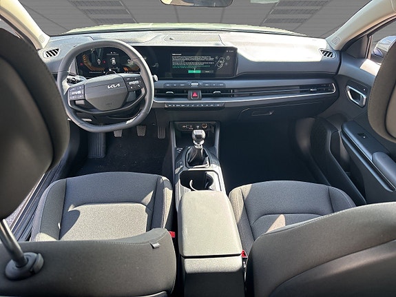 Kia K4 7 of 19