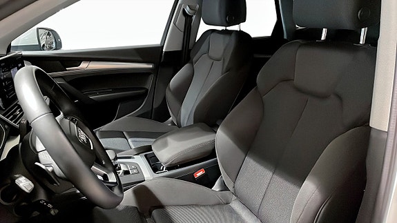 Audi Q5 8 of 13