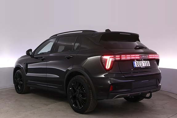 Lynk & Co 01 4 of 27