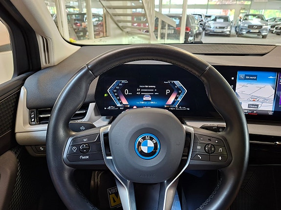 BMW 225e 17 of 22