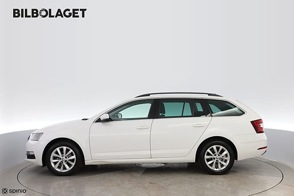 Skoda Octavia 2 of 5