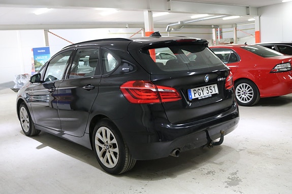 BMW 225xe 4 of 22