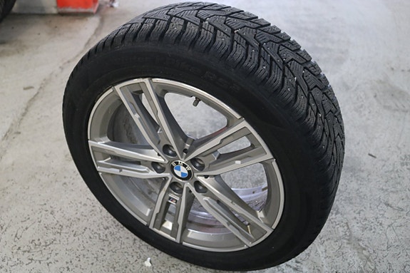 BMW 225xe 22 of 22