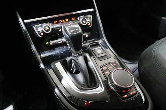BMW 225xe 17 of 22