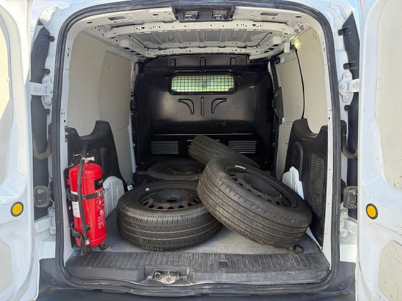 Ford Transit Connect 11 of 11
