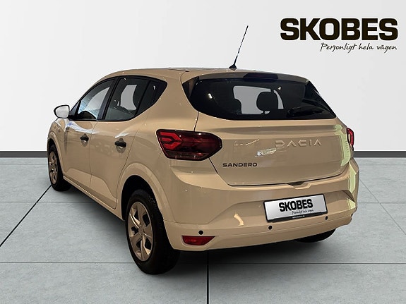 Dacia Sandero 5 of 5