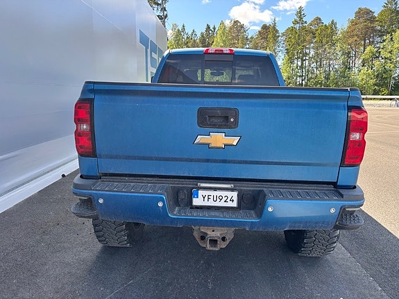 Chevrolet Silverado 2500 4 of 5