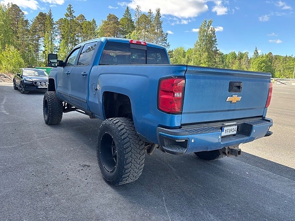 Chevrolet Silverado 2500 5 of 5