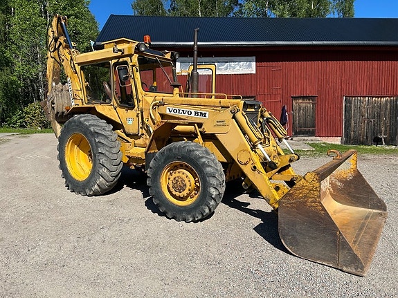 Traktorgrävare Volvo BM 646