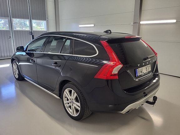 Volvo V60 5 of 5