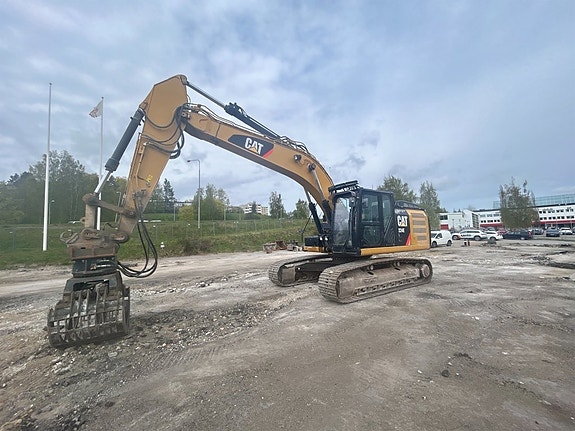 Bandgrävare Cat 324 el
