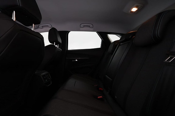Peugeot 3008 10 of 15