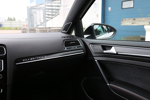 Volkswagen Golf I 20 of 23