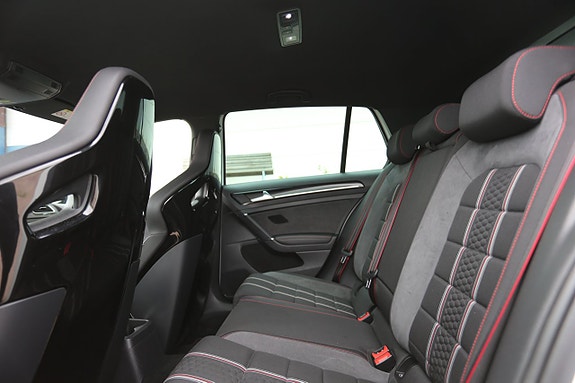 Volkswagen Golf I 14 of 23
