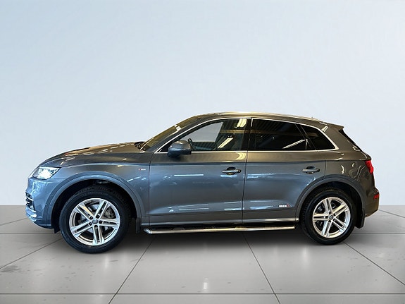 Audi Q5 4 of 5