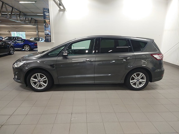 Ford S-MAX 3 of 5
