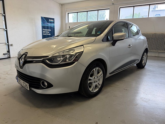 Renault Clio 2 of 5