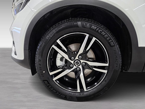 Volvo XC40 14 of 15