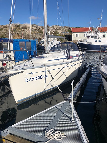 BAVARIA CRUISER 30 — View photo 1