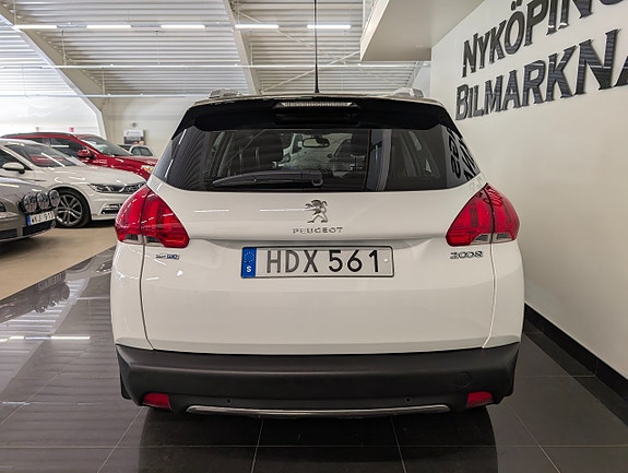 Peugeot 2008 4 of 5