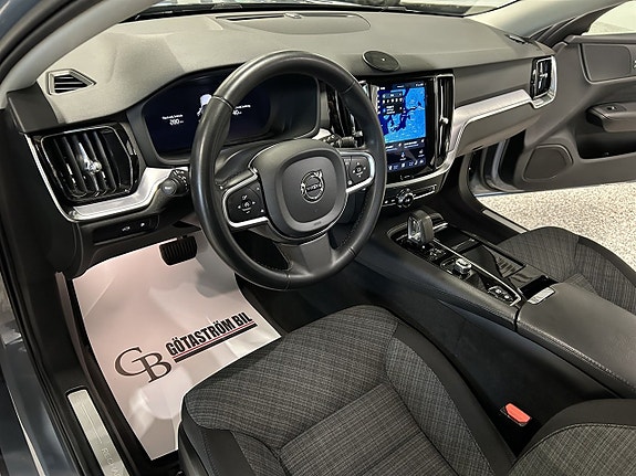 Volvo V60 13 of 26
