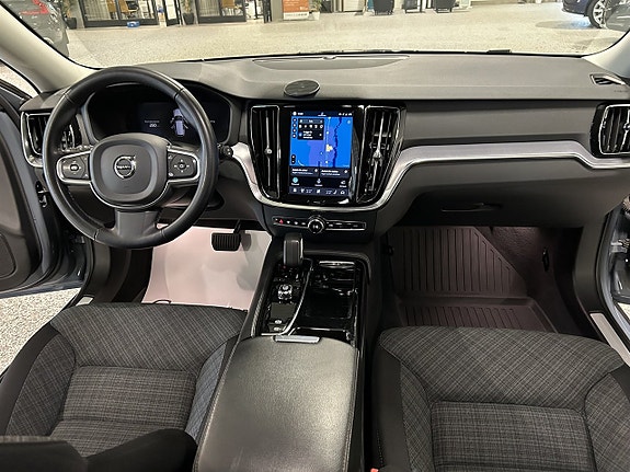 Volvo V60 20 of 26