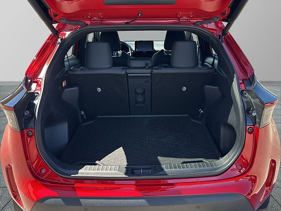 Toyota Yaris Cross 12 of 13