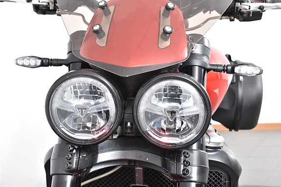 Triumph Rocket 3 R ABS Nyservad 5 of 5