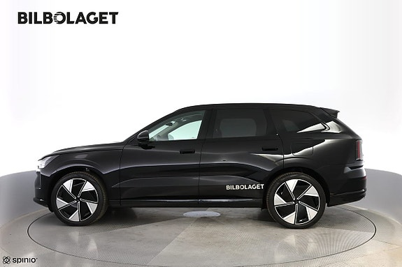 Volvo EX90 2 of 5