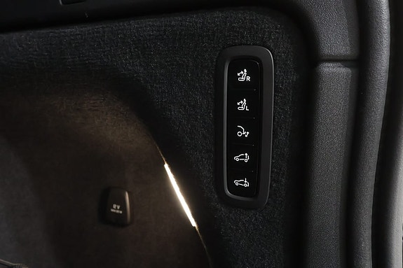 Volvo EX90 18 of 19