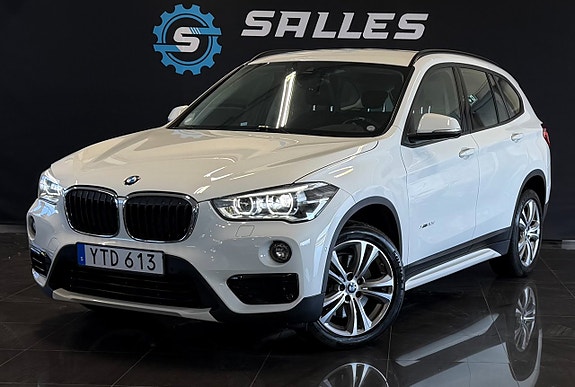 BMW X1 2 of 5