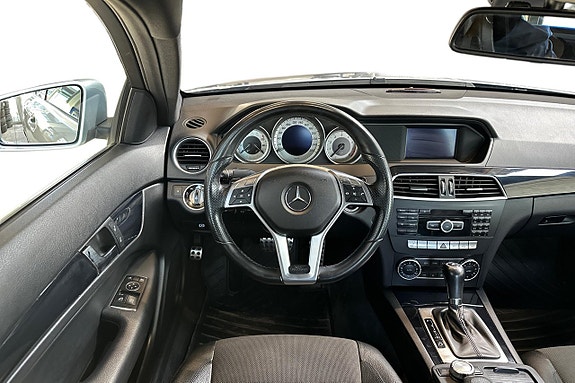 Mercedes-Benz C180 12 of 21
