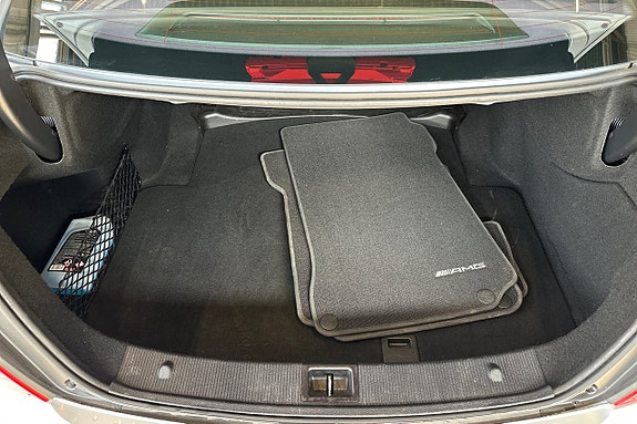 Mercedes-Benz C180 18 of 21