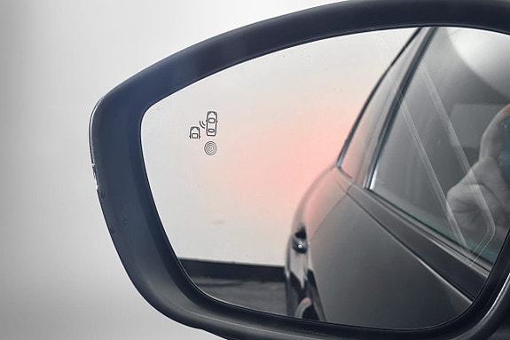 Peugeot 208 17 of 17