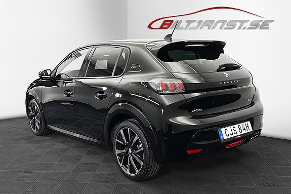 Peugeot 208 3 of 5