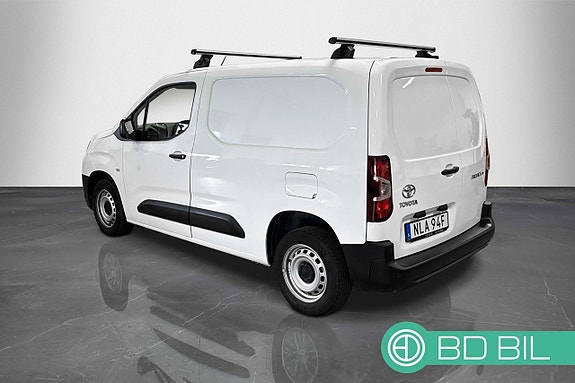 Toyota Proace City 2 of 5