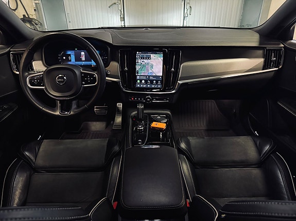 Volvo V90 23 of 30